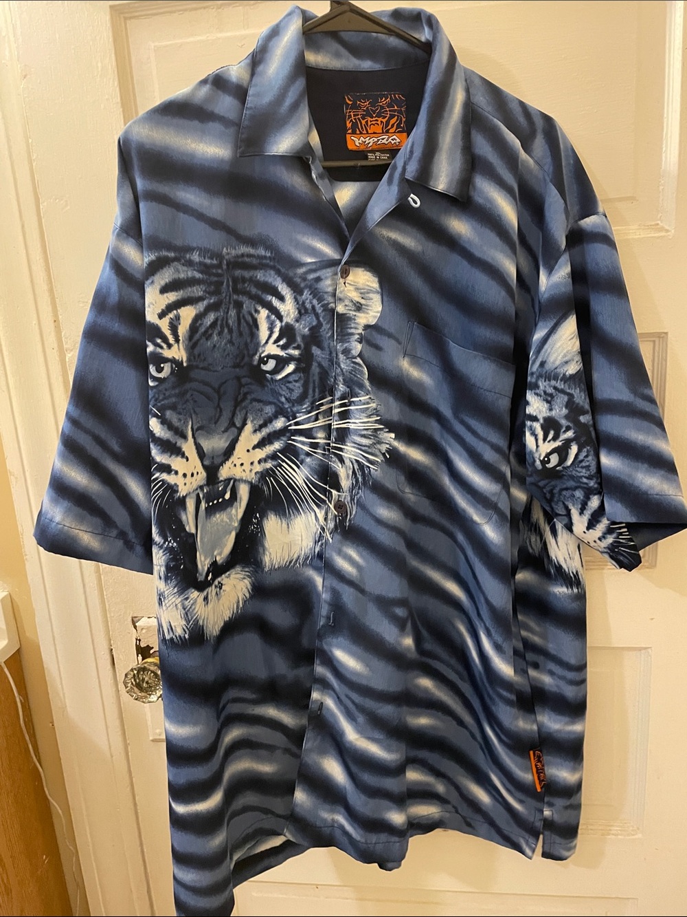Roar Blue Tiger Graphic Short Sleeve Button-Down Shirt